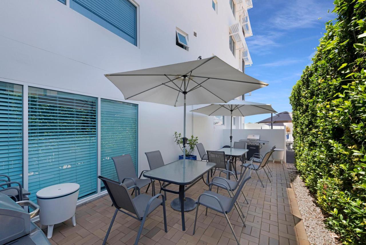Koola Beach Apartments Барбара Экстерьер фото