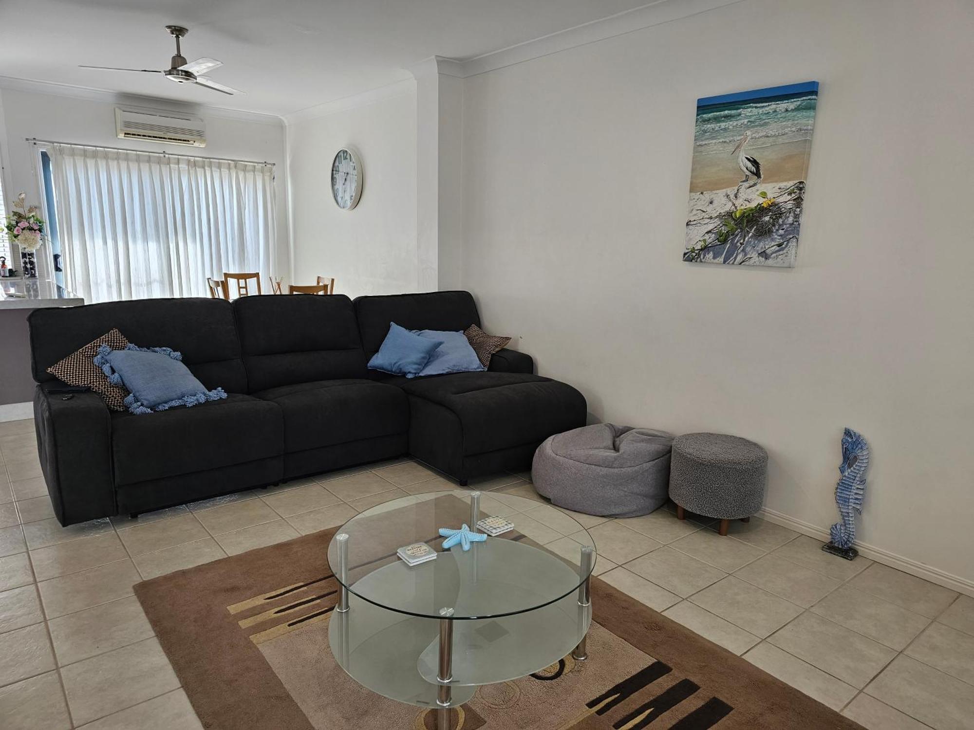 Koola Beach Apartments Барбара Экстерьер фото